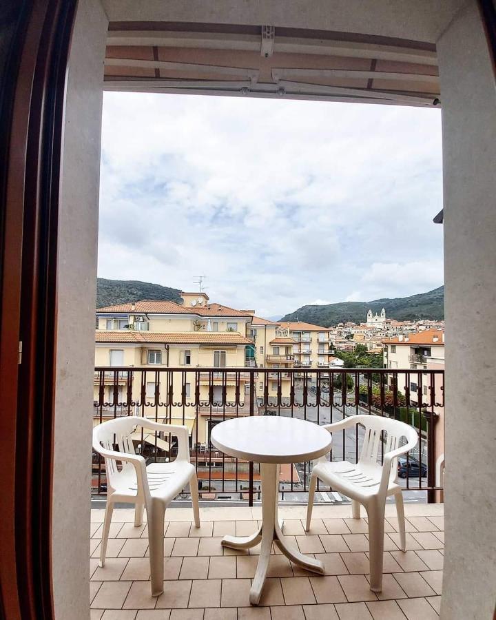 Residence Cherie Borgio Verezzi Exterior foto