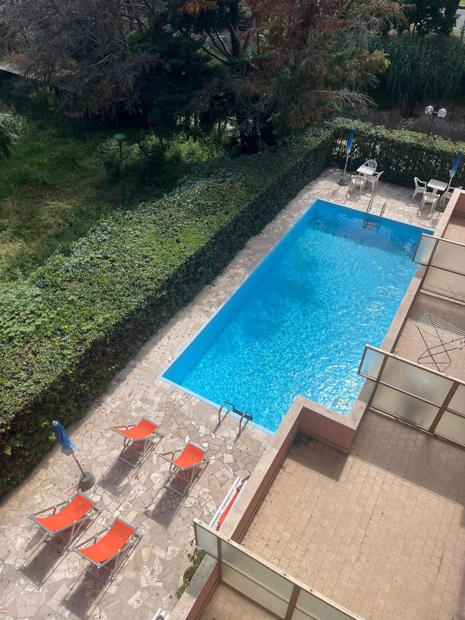 Residence Cherie Borgio Verezzi Exterior foto